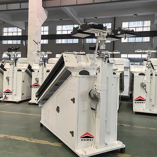 Latest company news about Xe kéo đèn LED năng lượng mặt trời di động cho chiếu sáng khu vực khai thác