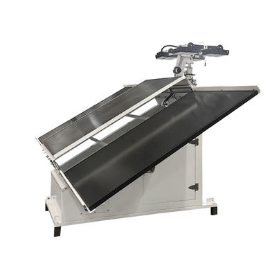 Tháp đèn mặt trời trượt không có bánh xe 3 * 400W